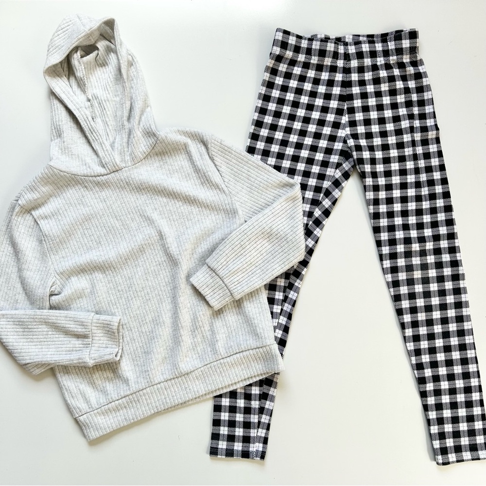 Wallflower Girl Size Small Cozy Plaid Outfit Set